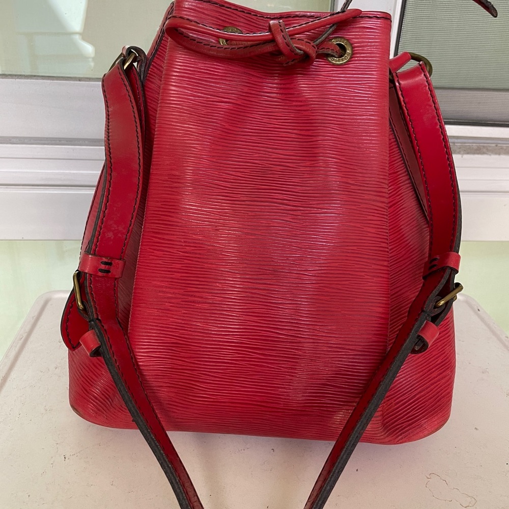 Vintage Louis Vuitton Red Epi Petite Noe